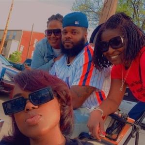 Meet your Posher, Tiwanda